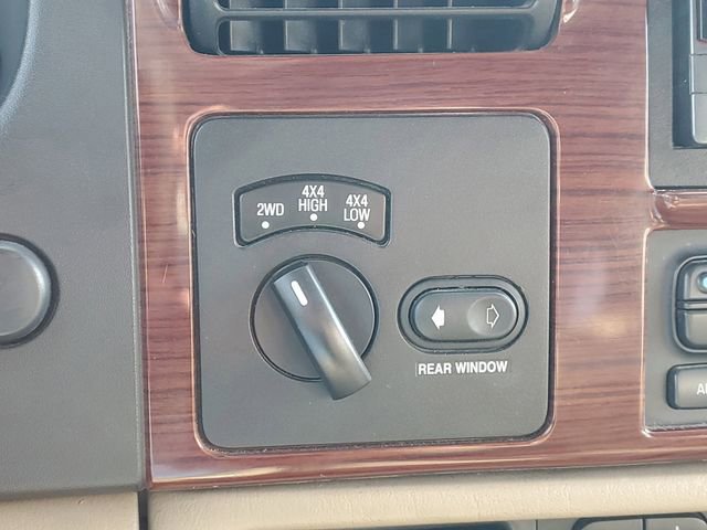 Used 2006 Ford F250 Lariat image 24
