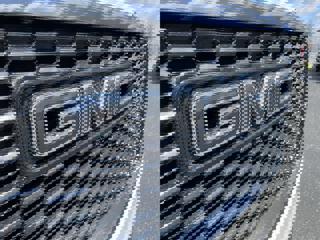 Certified 2024 GMC Yukon Denali Ultimate image 32