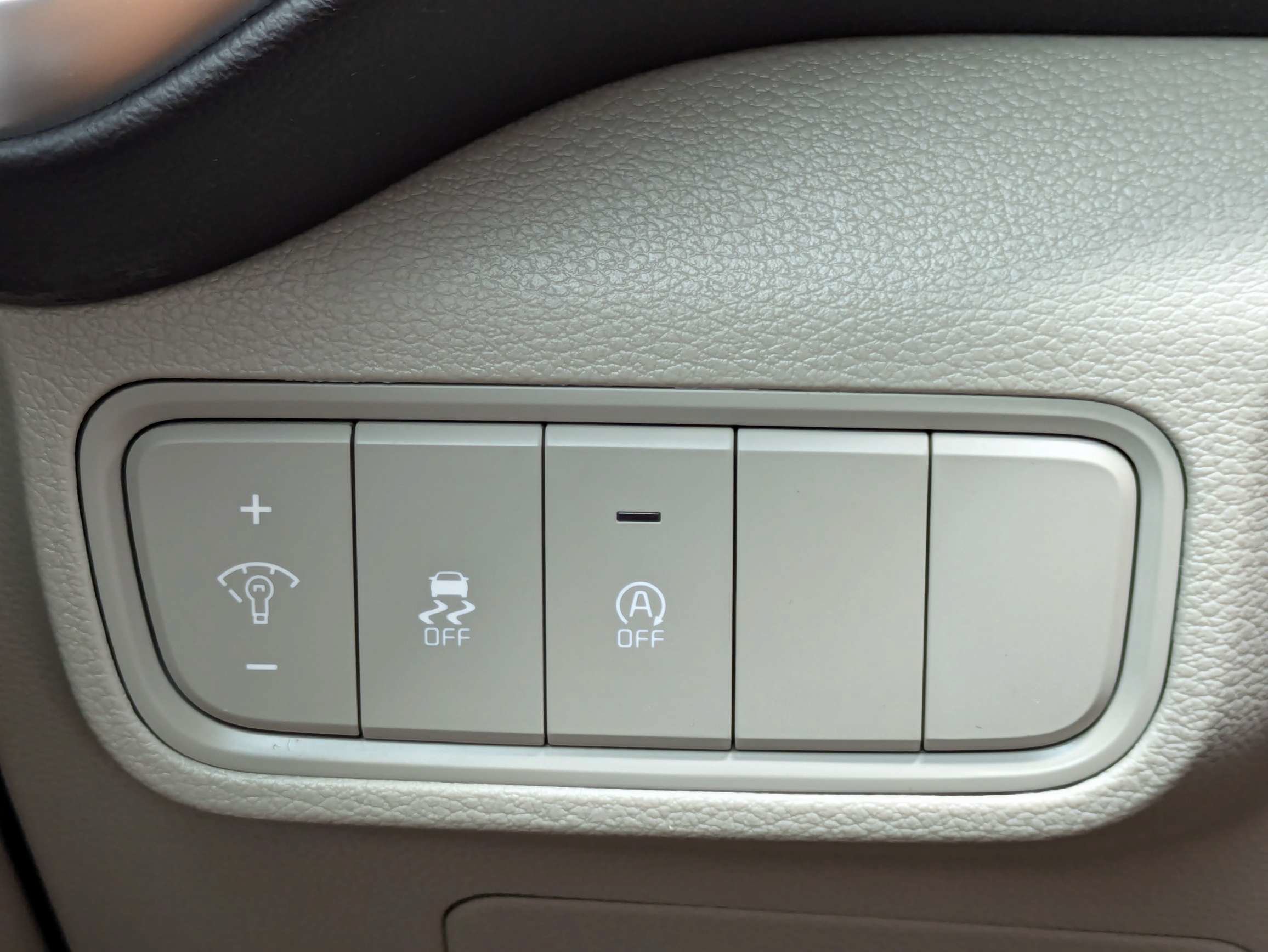 Certified 2023 Kia Soul LX w/ Option Group 015 FWD image 29