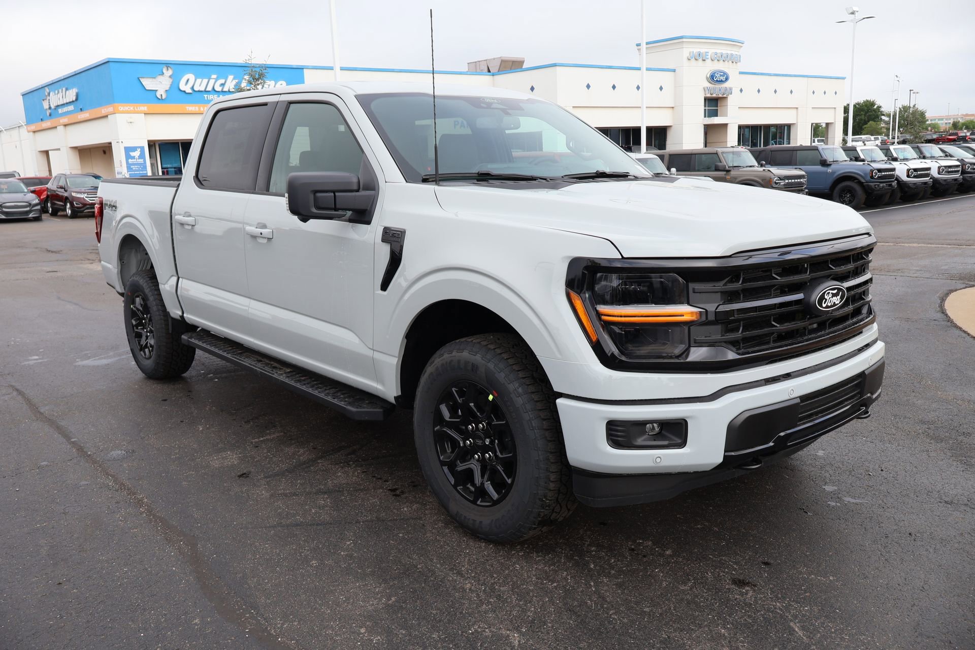 New 2026 Ford F150 XLT w/ Equipment Group 302A MID AWD/4WD 360° Tour