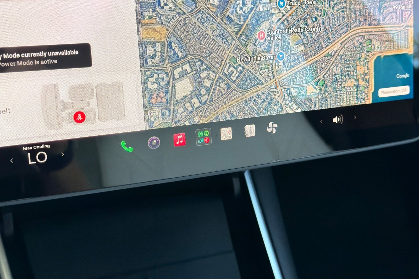 Used 2020 Tesla Model 3 Standard Range RWD image 26