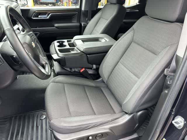 Used 2023 Chevrolet Silverado 1500 LT AWD/4WD image 13
