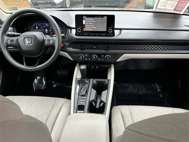 Used 2025 Honda Accord LX image 12