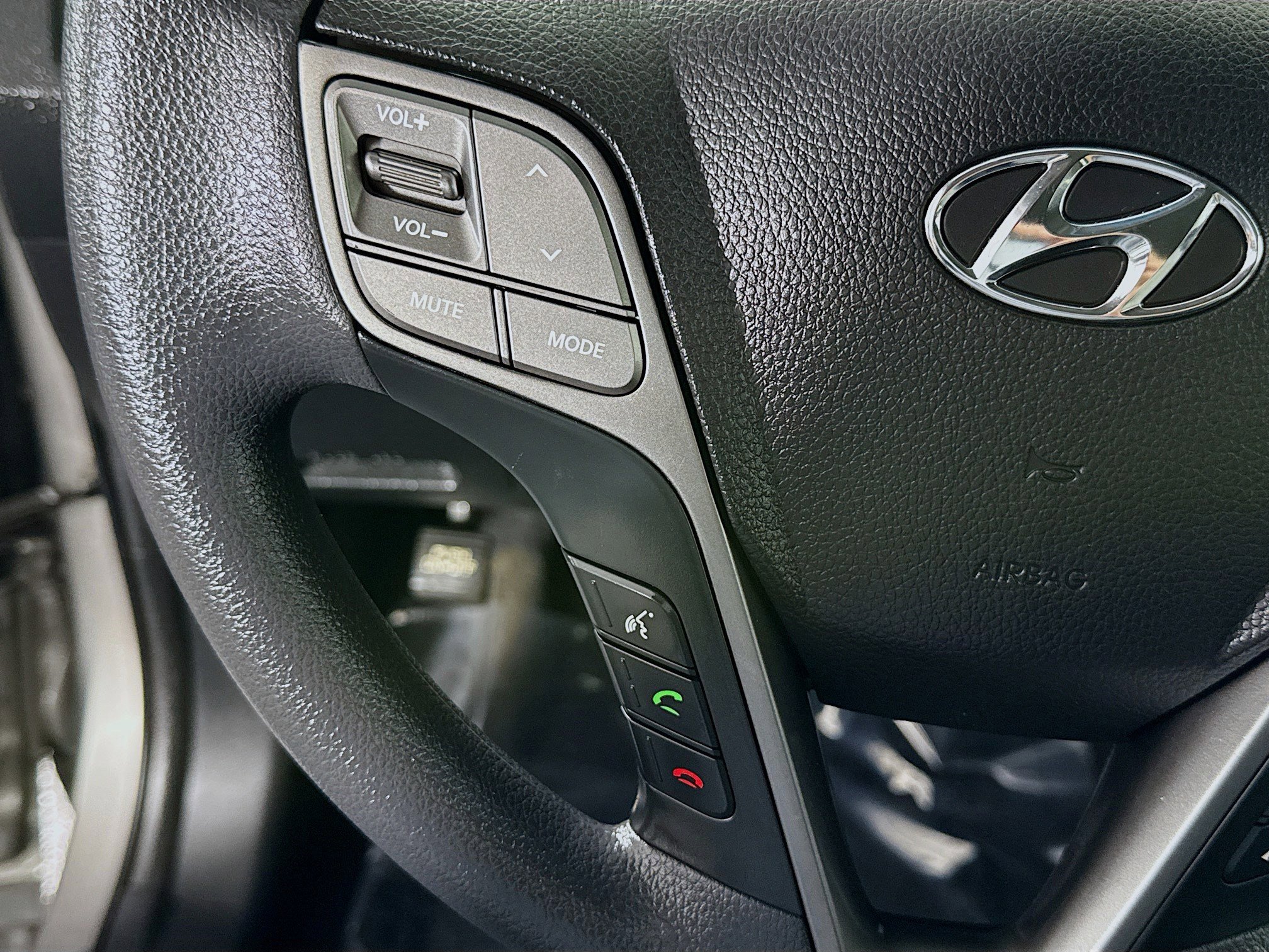 Used 2018 Hyundai Santa Fe Sport AWD/4WD image 14