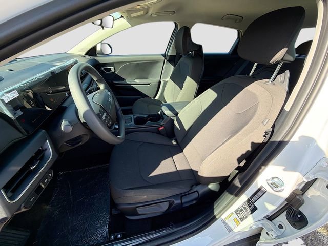 New 2026 Kia K4 FWD image 18