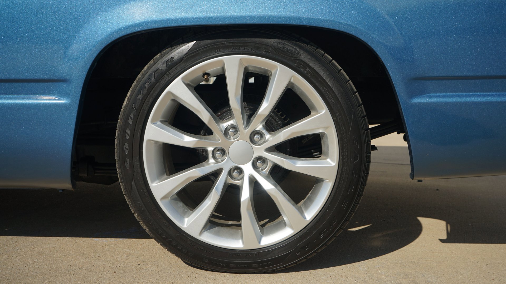 Used 1990 Chevrolet Silverado 1500 2WD Regular Cab image 38