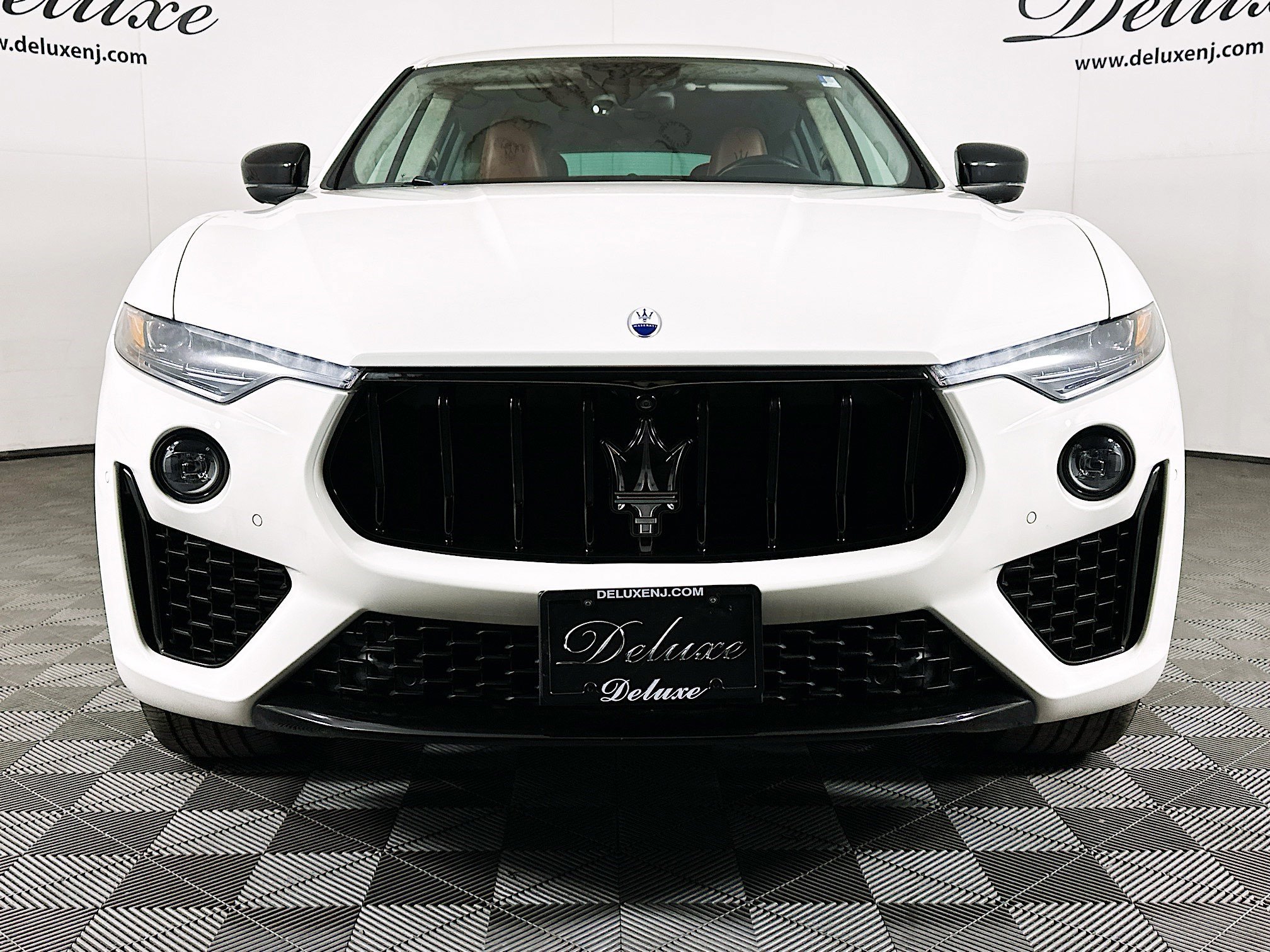 Used 2022 Maserati Levante Modena AWD/4WD image 2