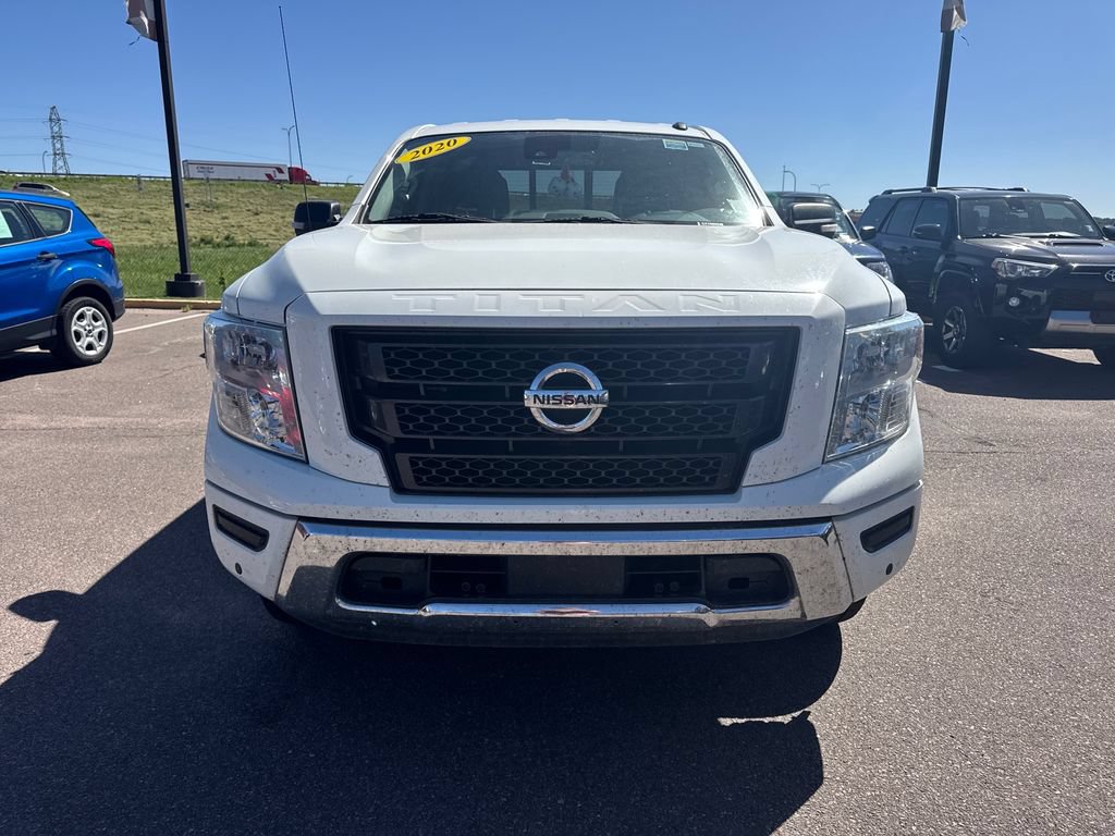 Used 2020 Nissan Titan SV w/ SV Convenience Package RWD image 2
