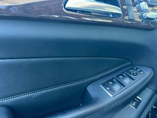 Used 2016 Mercedes-Benz GLE 300d GLE 300d 4D Sport Utility 4MAT image 13