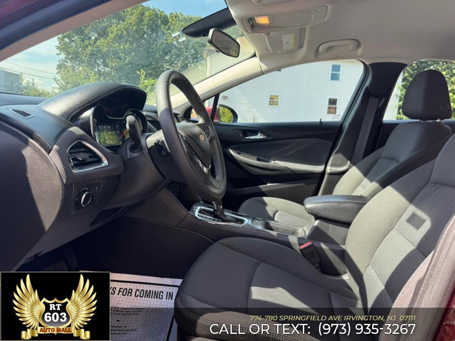 Used 2016 Chevrolet Cruze LT w/ Convenience Package image 19