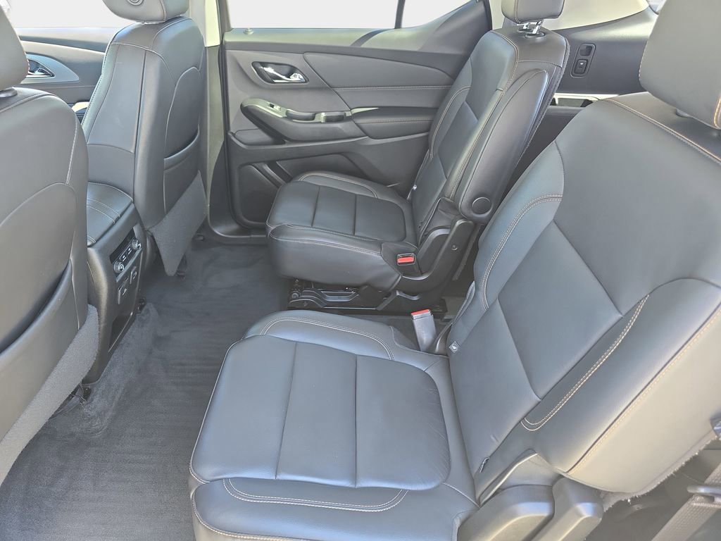 Used 2021 Chevrolet Traverse RS image 18