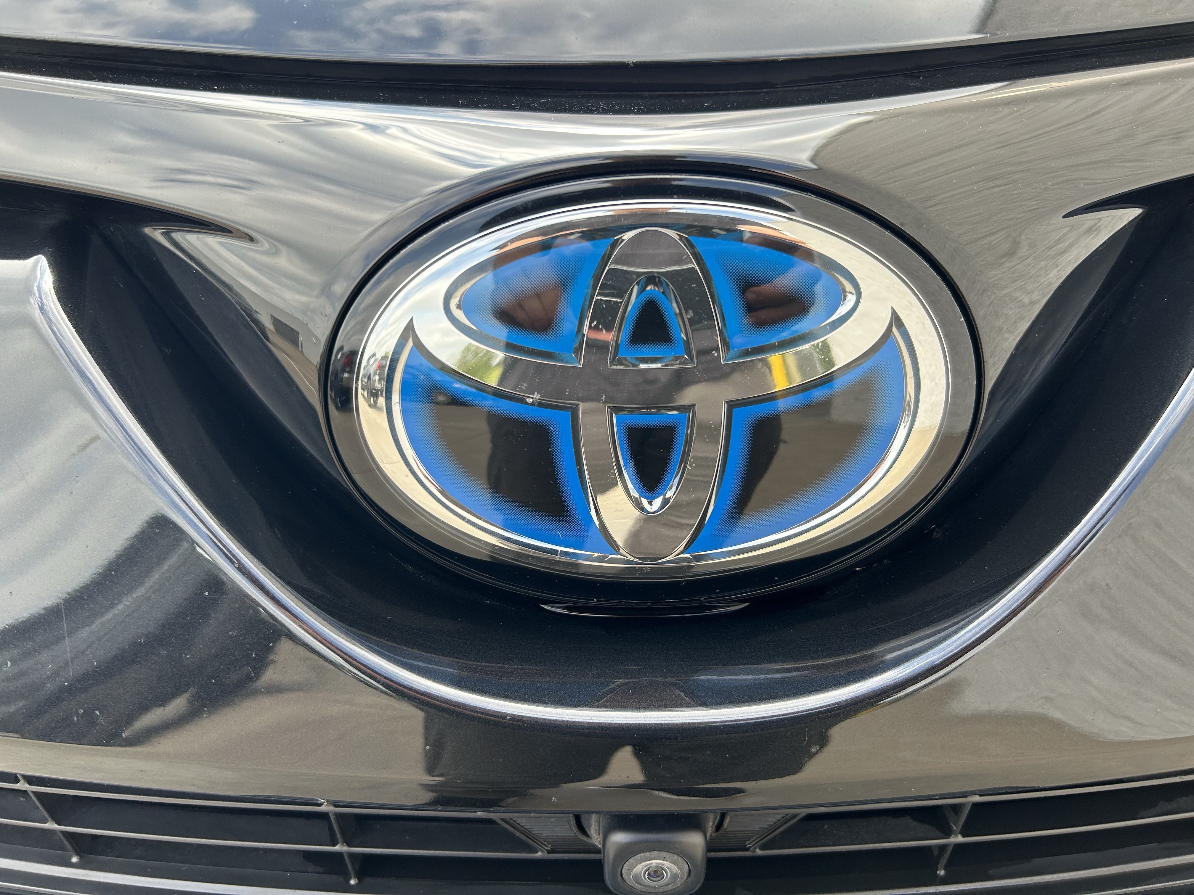 Certified 2018 Toyota RAV4 Limited w/ Advanced Technology Package AWD/4WD image 7