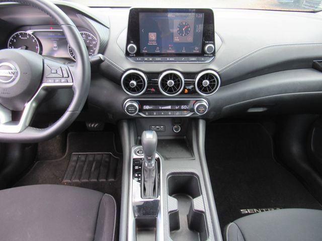 Certified 2020 Nissan Sentra SV image 17