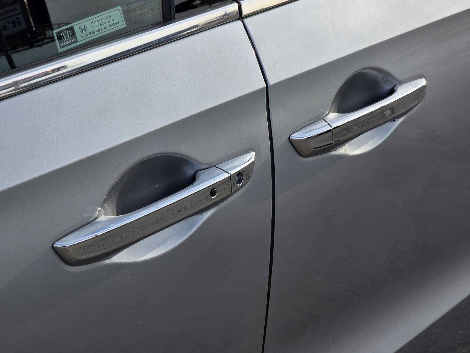 Used 2023 Honda Odyssey Elite image 44