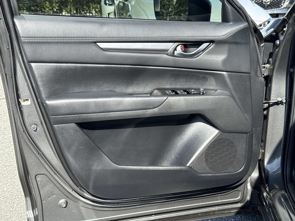 Used 2019 MAZDA CX-5 Touring image 21