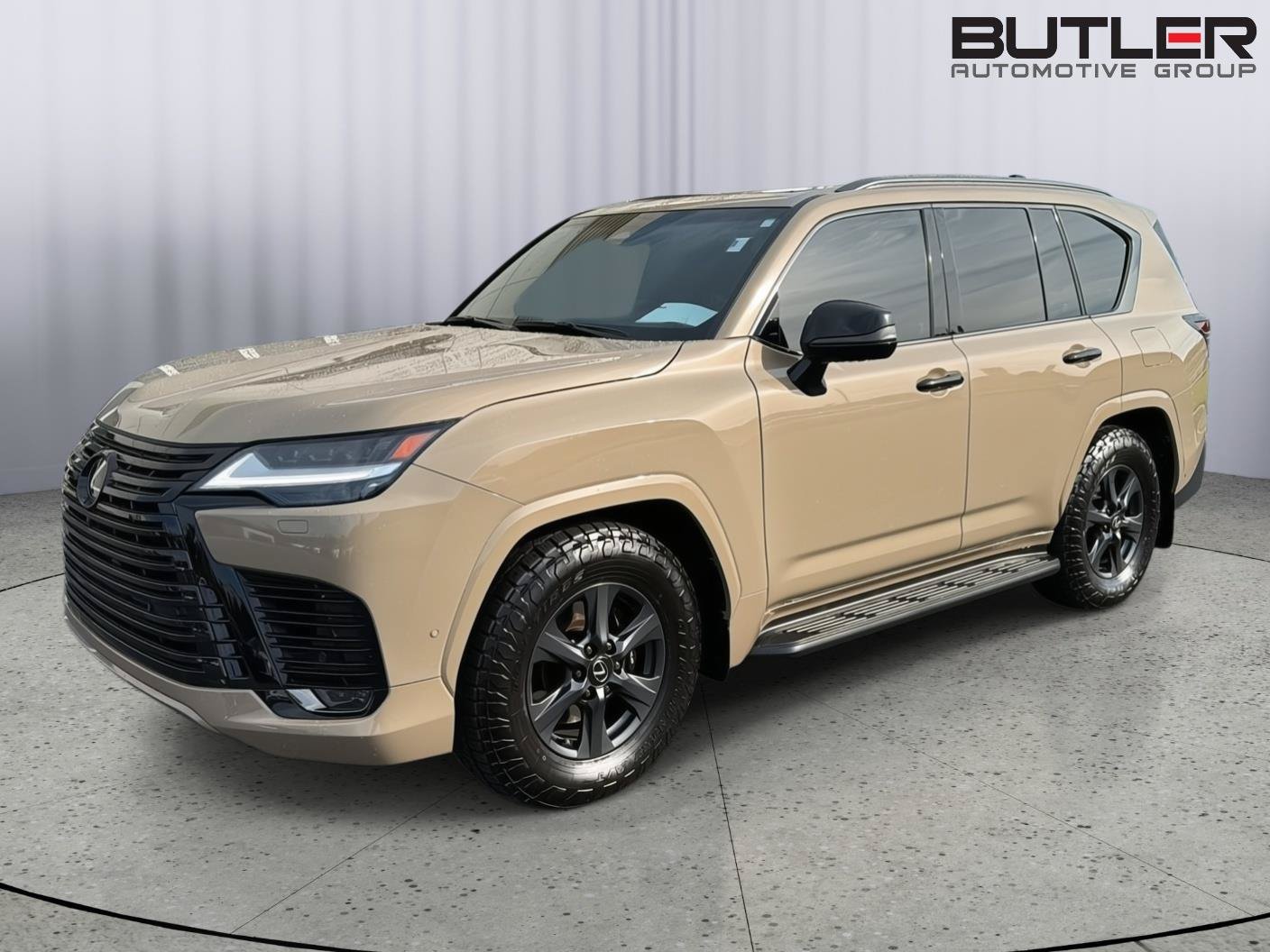 Certified 2025 Lexus LX 700h Overtrail AWD/4WD image 2