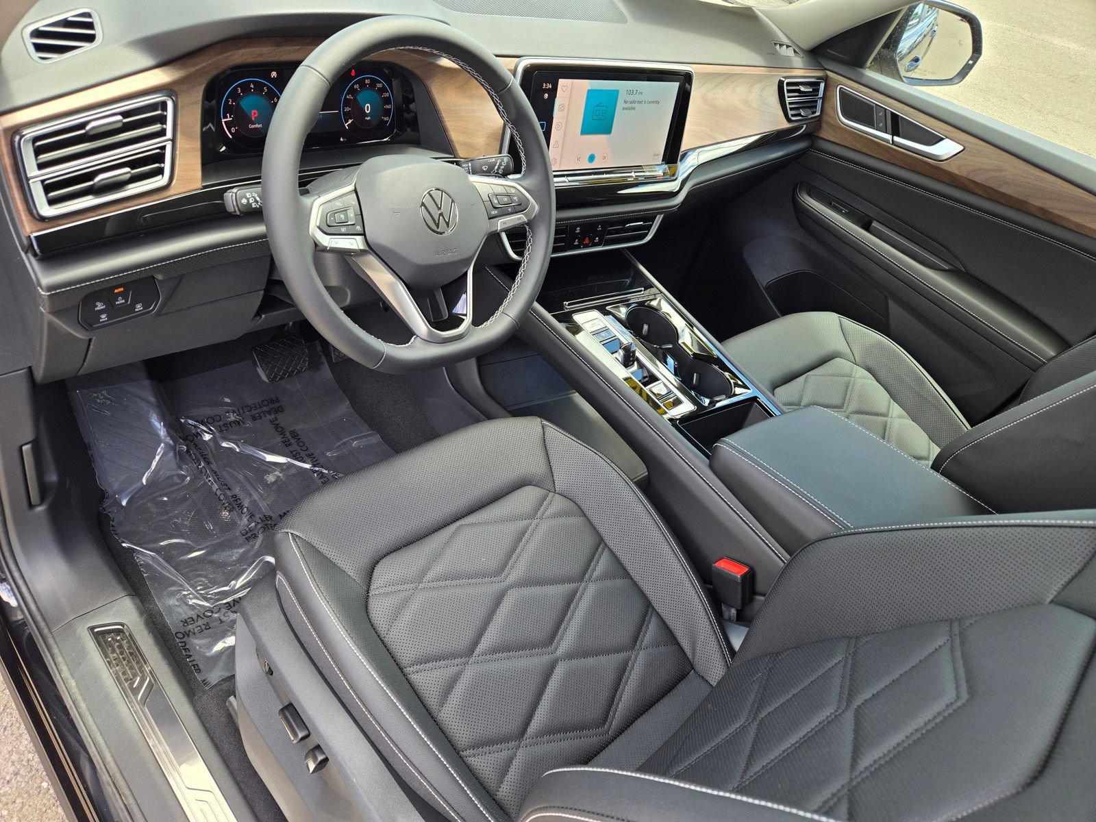 New 2026 Volkswagen Atlas SE FWD image 10