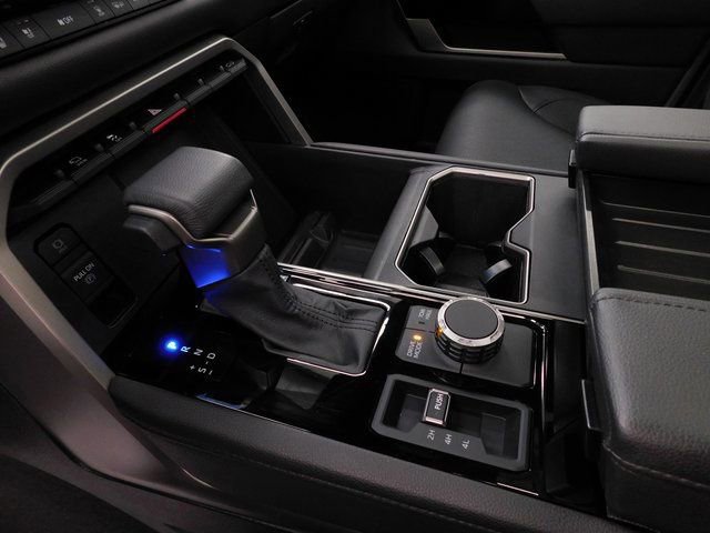 Used 2025 Toyota Tundra Limited image 35