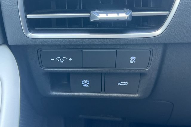 Used 2025 Hyundai Sonata SEL FWD image 33