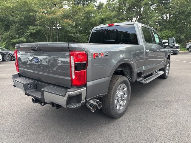 New 2025 Ford F250 Lariat w/ Chrome Package image 5