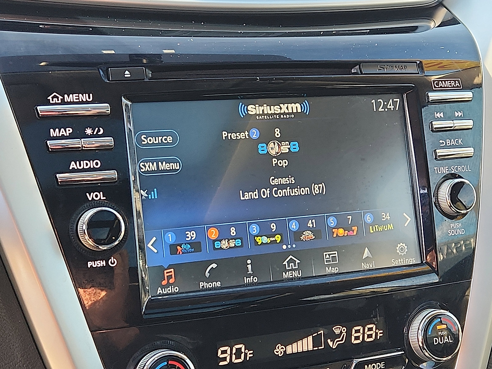 Used 2017 Nissan Murano Platinum w/ Platinum Technology Package image 17