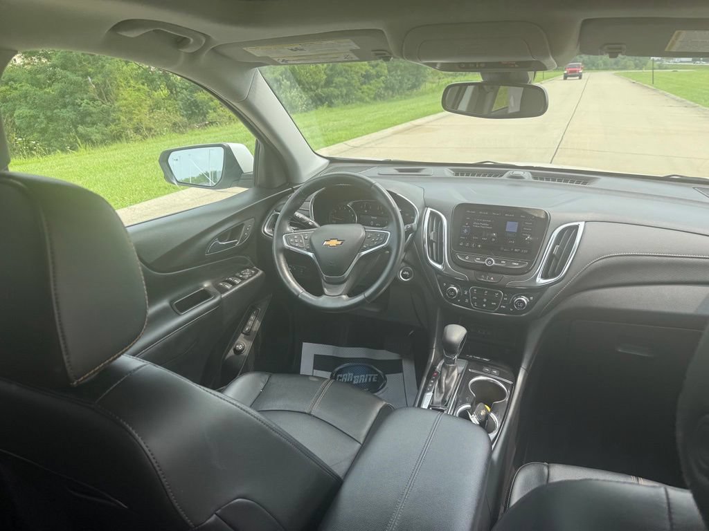 Used 2022 Chevrolet Equinox Premier FWD image 22