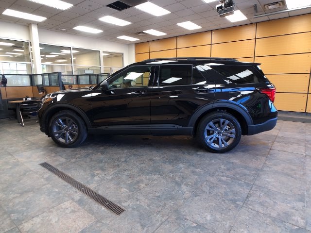 New 2027 Ford Explorer Active w/ Active Comfort Package AWD/4WD image 4