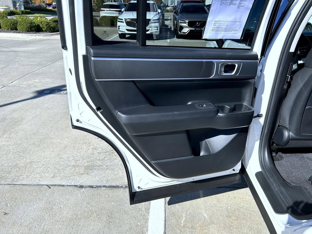 Used 2025 Hyundai Santa Fe SE image 22