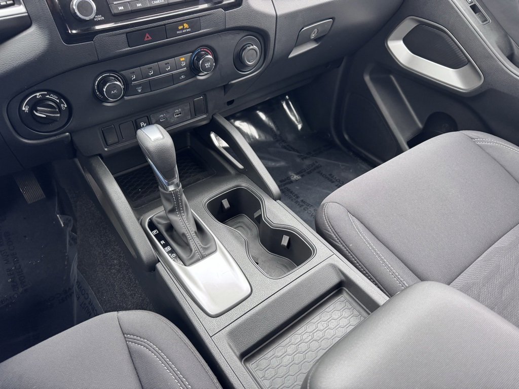 Used 2022 Nissan Frontier SV w/ Technology Package image 30