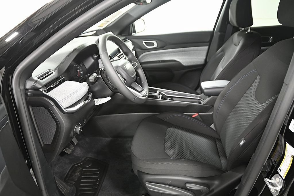 New 2025 Jeep Compass Sport AWD/4WD image 11