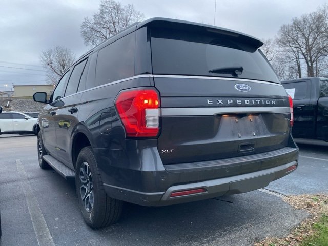 Used 2024 Ford Expedition XLT image 5