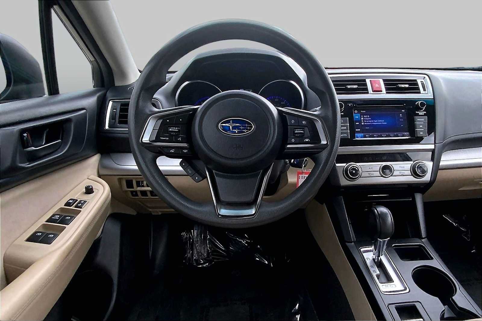 Used 2019 Subaru Outback 2.5i AWD/4WD image 6