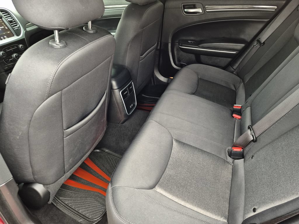 Used 2022 Chrysler 300 Touring RWD image 23