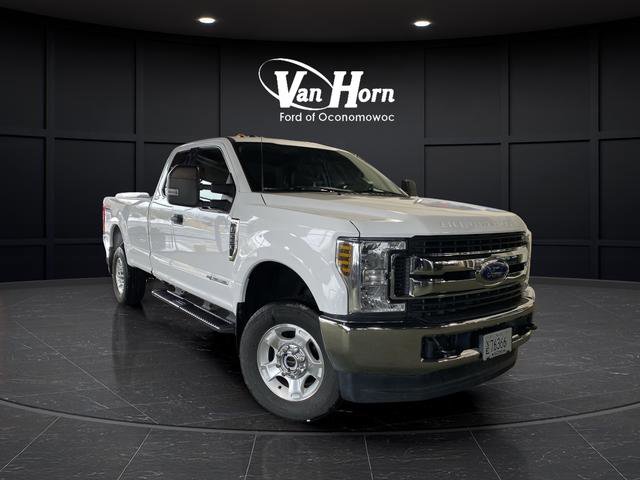 Used 2019 Ford F250 XLT w/ Camper Package image 1
