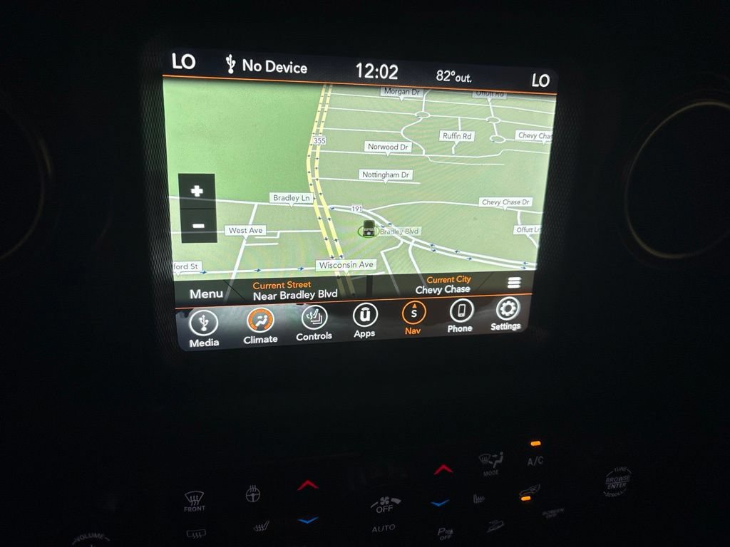 Used 2020 Jeep Wrangler Unlimited Sahara AWD/4WD image 18