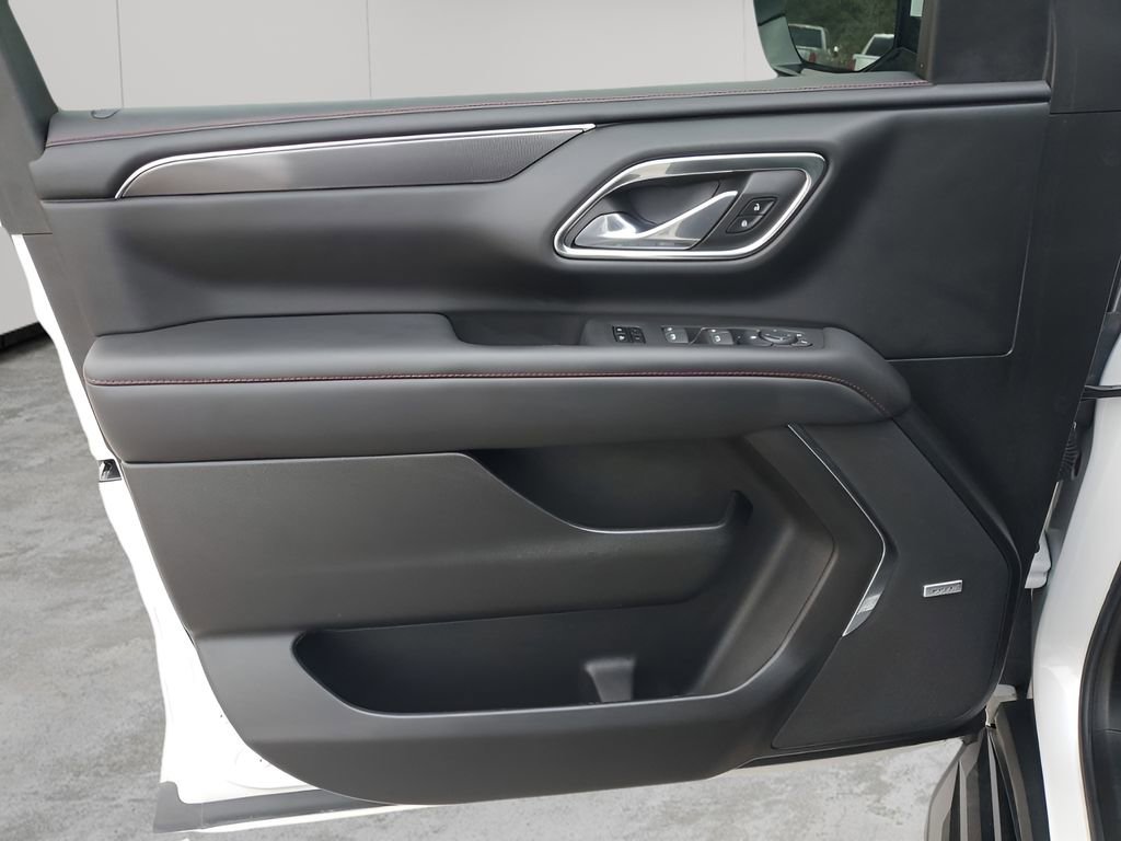 Used 2023 Chevrolet Suburban RST image 26