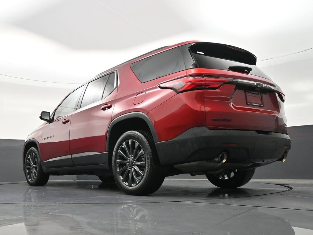 Used 2023 Chevrolet Traverse RS FWD image 26