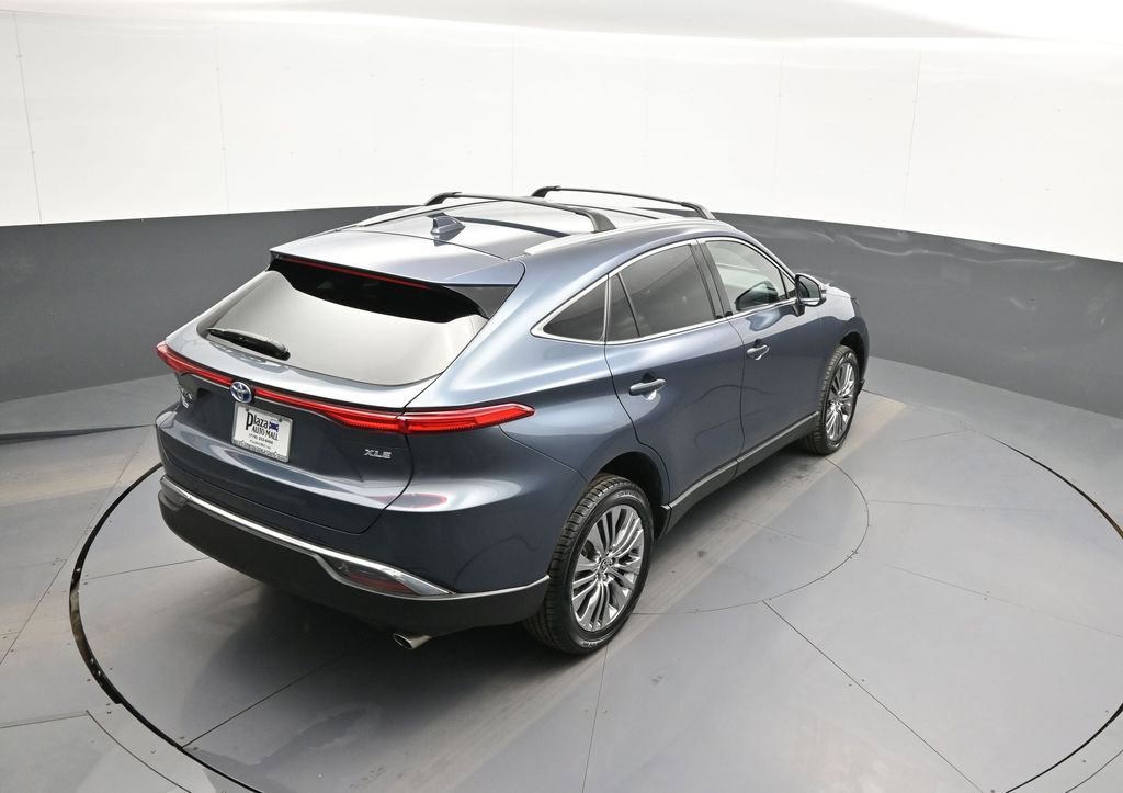 Certified 2023 Toyota Venza XLE AWD/4WD image 38