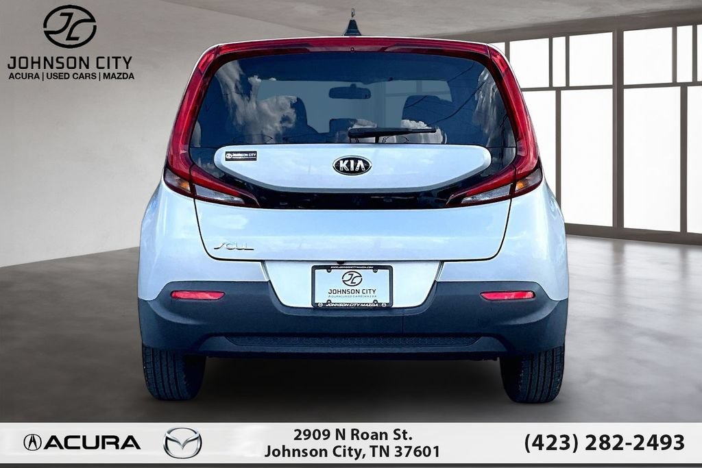 Used 2021 Kia Soul LX FWD image 4