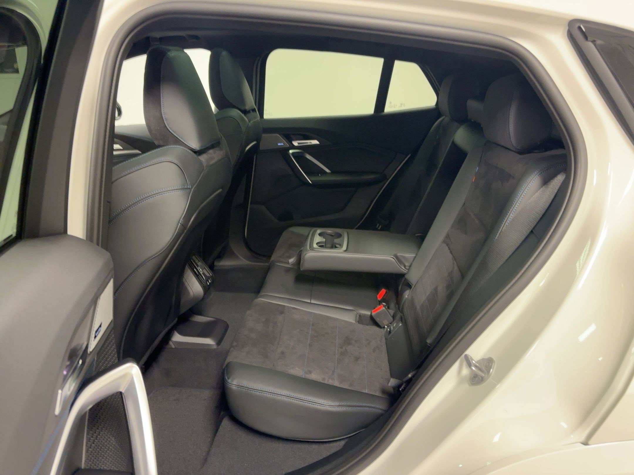 New 2026 BMW X2 xDrive28i w/ Technology Package image 14