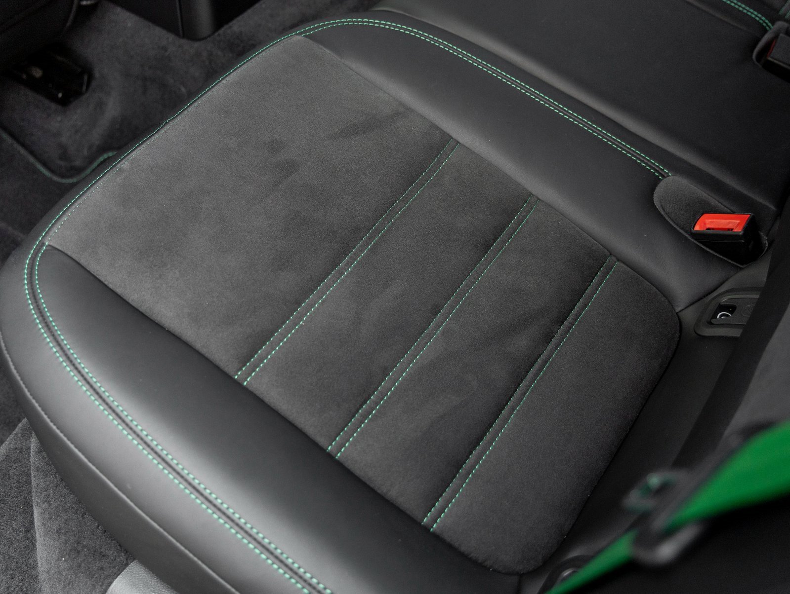 Used 2023 Porsche Macan GTS image 31