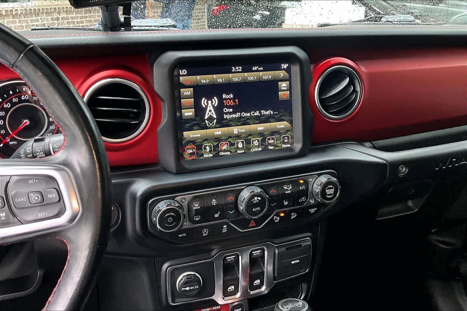 Used 2019 Jeep Wrangler Rubicon AWD/4WD image 6