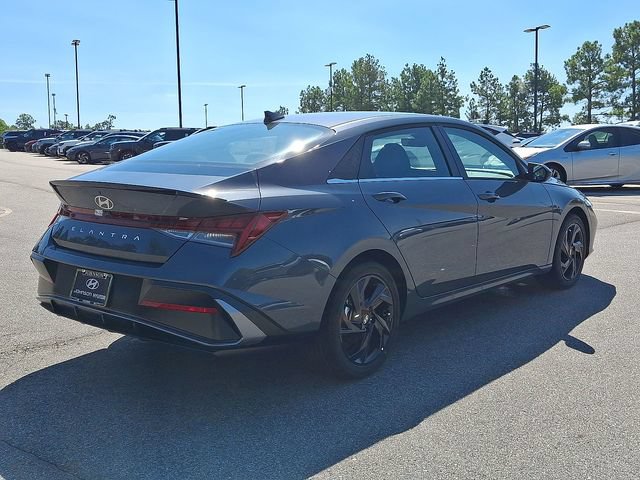 New 2026 Hyundai Elantra SEL Sport Premium FWD image 12