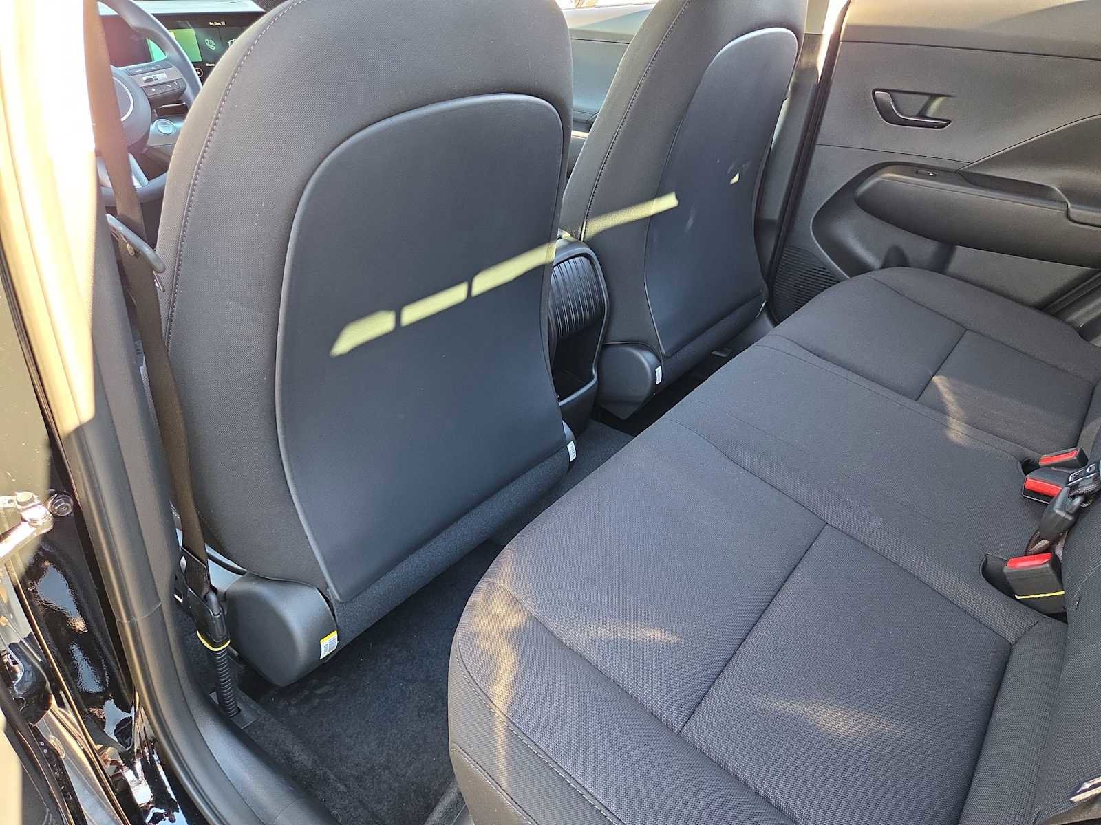 New 2026 Hyundai Kona SE image 18