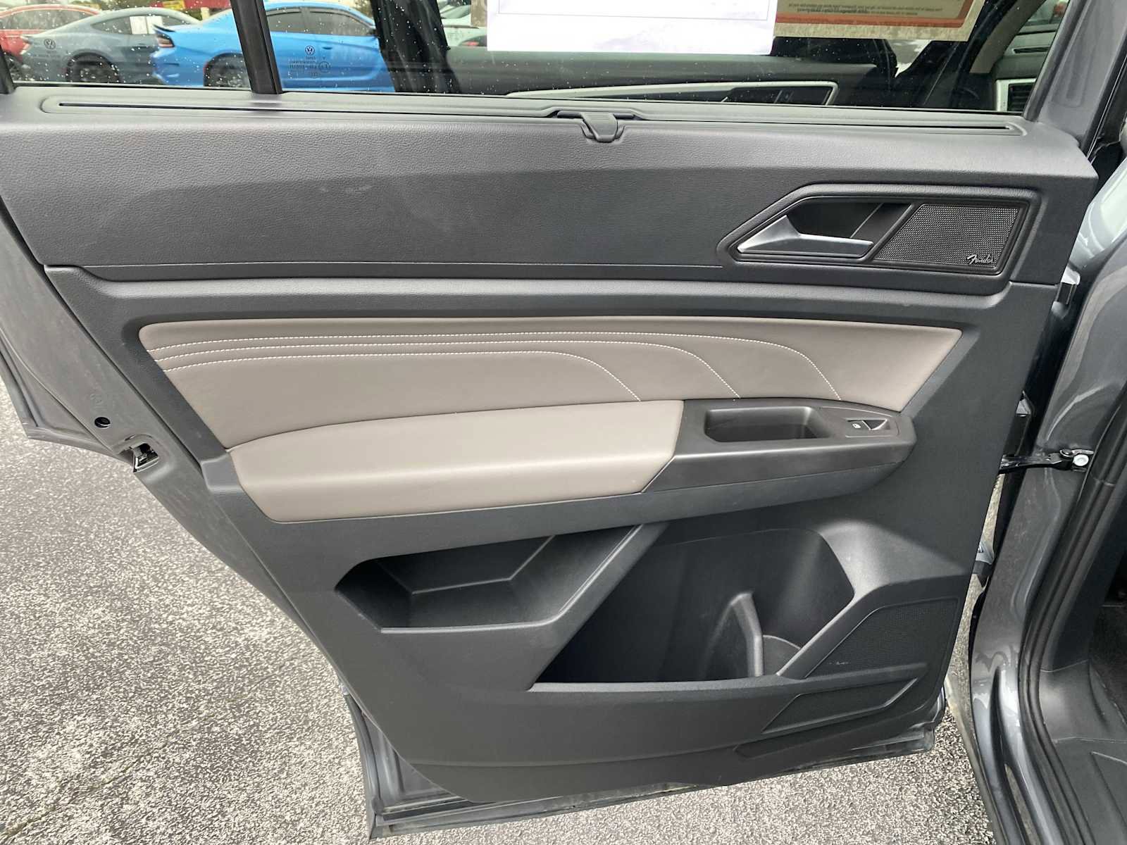 Used 2022 Volkswagen Atlas SEL Premium image 31