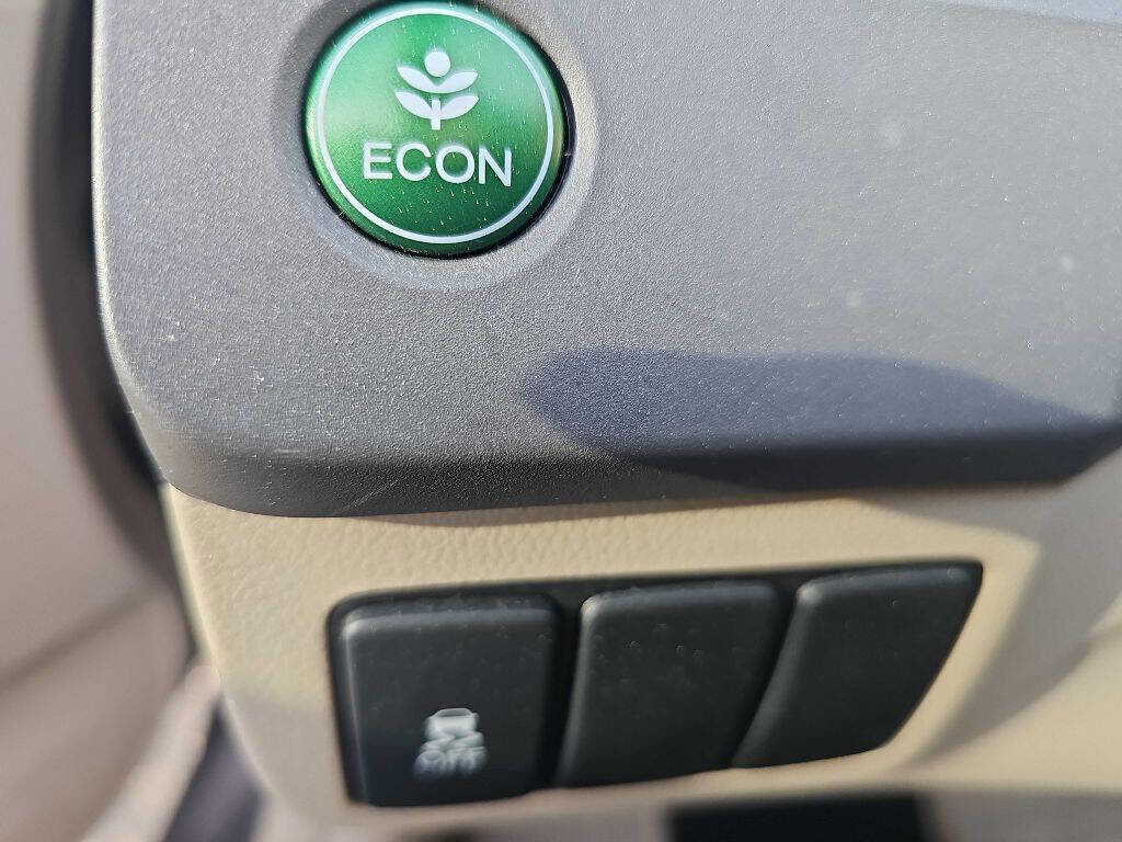 Used 2012 Honda Civic EX-L image 31