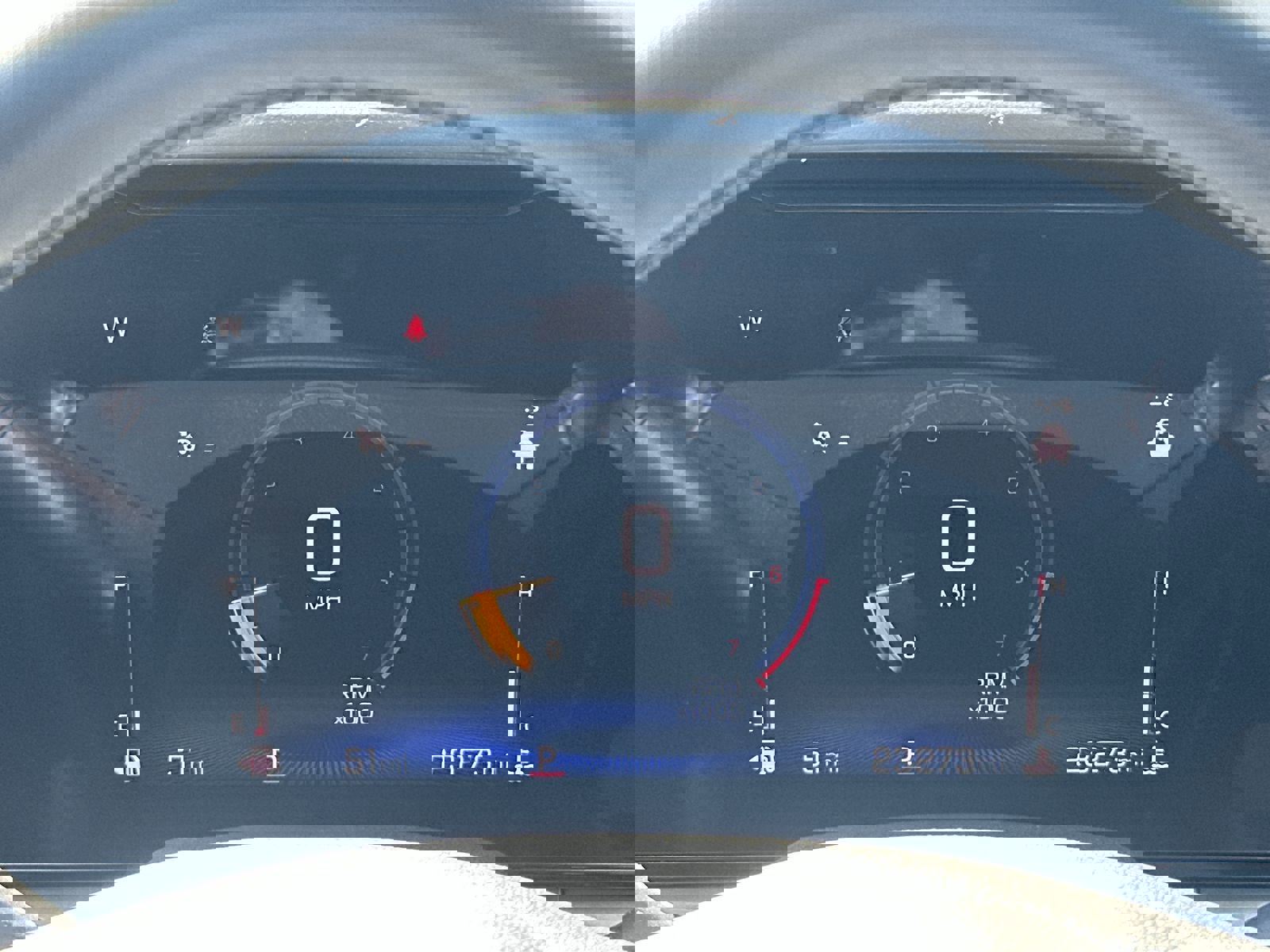 Used 2025 Chevrolet Trax LT w/ LT Convenience Package image 23