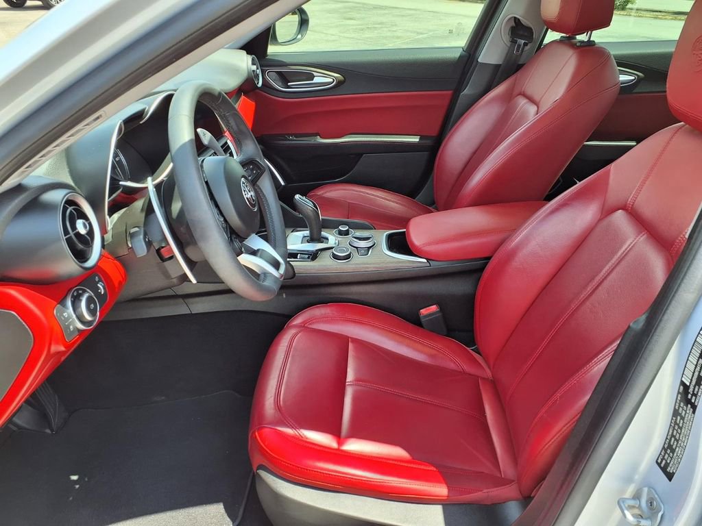 Used 2021 Alfa Romeo Giulia Ti w/ Nero Edizione RWD image 24