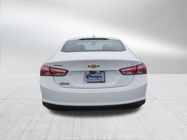 Used 2022 Chevrolet Malibu LT FWD image 4
