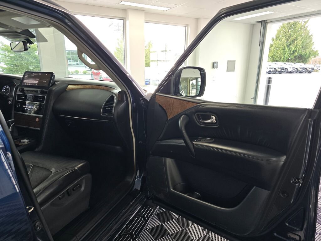Used 2022 Nissan Armada SL w/ Captain's Chairs Package image 45